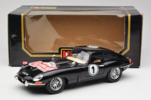 Jaguar E-Type Series 1 #1 British Racing Green Bburago 1:18 3018-M3 Kovina – slika 8 od 8