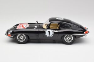 Jaguar E-Type Series 1 #1 British Racing Green Bburago 1:18 3018-M3 Kovina – slika 4 od 8