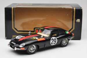 Jaguar E-Type #29 Črn Bburago 1:18 3018-M4 Kovina – slika 8 od 8