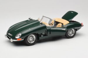 Jaguar E-Type Series 1 Roadster Zelen Bburago 1:18 3018-M5 Kovina – slika 2 od 8