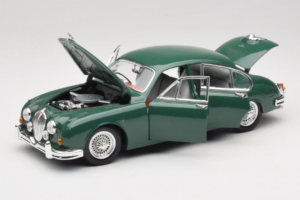 Jaguar Mark II Zelena Tchibo 1:18 49420 Kovina – slika 2 od 8