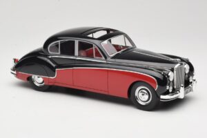 Jaguar Mk VIII Črn & Temno Rdeč BoS Models 1:18 BOS408 Smola – slika 4 od 6