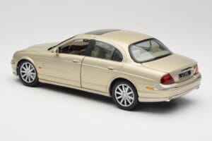 Jaguar S-Type X200 Bronasta Maisto 1:18 50332 Kovina – slika 7 od 8