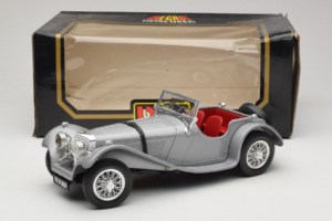 Jaguar SS100 Srebrn Bburago 1:18 3006-M2 Kovina – slika 6 od 6