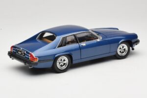 Jaguar XJ-S Moder Road Signature 1:18 92658 Kovina – slika 3 od 8