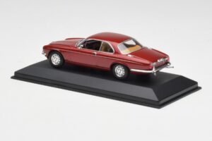 Jaguar XJ12 Coupe Regency Rdeč Minichamps 1:43 400130461 Kovina – slika 3 od 4