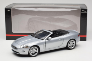Jaguar XK X150 Kabriolet Srebrn Minichamps 1:18 153130533 Kovina – slika 8 od 8