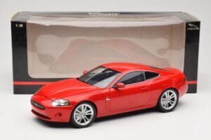 Jaguar XK X150 Rdeč Minichamps 1:18 150130503 Kovina – slika 8 od 8