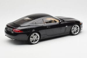 Jaguar XK-R X150 Midnight Črn AUTOart 1:18 73632 Kovina – slika 3 od 8