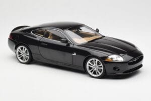 Jaguar XK-R X150 Midnight Črn AUTOart 1:18 73632 Kovina – slika 6 od 8