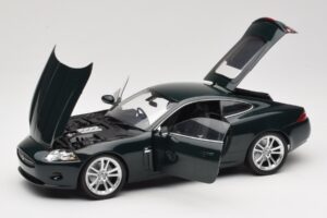 Jaguar XK X150 Coupe Zelena Minichamps 1:18 150130501 Kovina – slika 2 od 8