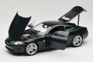 Jaguar XK X150 Zelena Minichamps 1:18 150130500 Kovina – slika 2 od 8