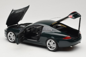 Jaguar XK X150 Zelena Minichamps 1:18 150130500 Kovina – slika 5 od 8