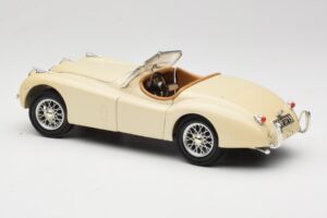 Jaguar XK120 Bel Eduscho 1:18 7482-1HTH Kovina – slika 7 od 8