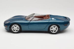 Jaguar XK180 Zelen Maisto 1:18 50337 Kovina – slika 4 od 8