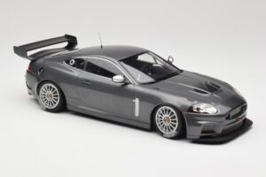 Jaguar XKR GT3 Grey Metallic Minichamps 1:18 150081390 Kovina – slika 4 od 6