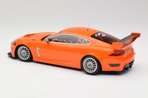 Jaguar XKR GT3 Racing Orange Minichamps 1:18 150081391 Kovina – slika 5 od 6