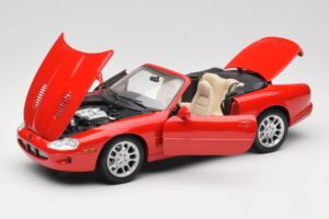 Jaguar XKR X100 Rdeč Maisto 1:18 50330 Kovina – slika 2 od 8