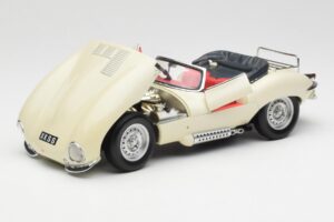 Jaguar XKSS Kremna AUTOart 1:18 73512 Kovina – slika 2 od 8