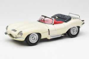 Jaguar XKSS Kremna AUTOart 1:18 73512 Kovina