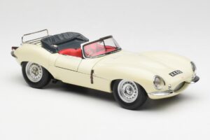 Jaguar XKSS Kremna AUTOart 1:18 73512 Kovina – slika 6 od 8