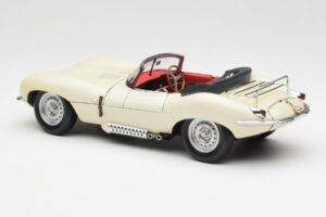 Jaguar XKSS Kremna AUTOart 1:18 73512 Kovina – slika 7 od 8
