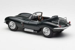 Jaguar XKSS Steve McQueen Personal Car AUTOart 1:18 73526 Kovina – slika 7 od 8