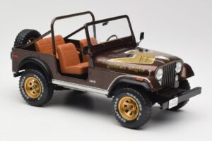 Jeep CJ-7 Golden Eagle Zelena MCG 1:18 MCG18109 Kovina – slika 4 od 6