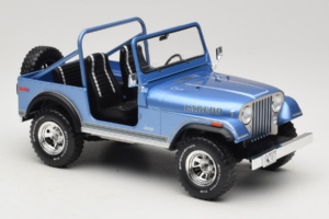 Jeep CJ-7 Laredo Modra MCG 1:18 MCG18553 Kovina – slika 4 od 6