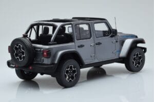 Jeep Wrangler 4xe Srebrn GT Spirit 1:18 GT419 Smola – slika 2 od 6
