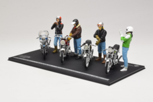 Joe Bar Team Zbirka s Figurami Solido 1:18 5008 Kovina – slika 3 od 4