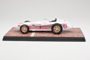 Watson Roadster #8 P. Flaherty John Zink Racing Indianapolis 500 Winner 1956 Carousel 1 1:18 143000 Kovina