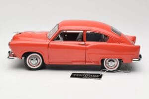 Kaiser Henry J Rdeč Sun Star 1:18 5092 Kovina – slika 4 od 8