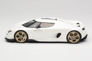 Koenigsegg CC850 Crystal White GT Spirit 1:18 GT903 Smola – slika 3 od 6