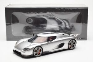 Koenigsegg CC850 Moon Silver GT Spirit 1:18 GT452 Smola – slika 6 od 6