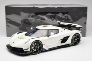 Koenigsegg Jesko Attack Crystal White Pearl GT Spirit 1:12 GT501 Smola – slika 6 od 6