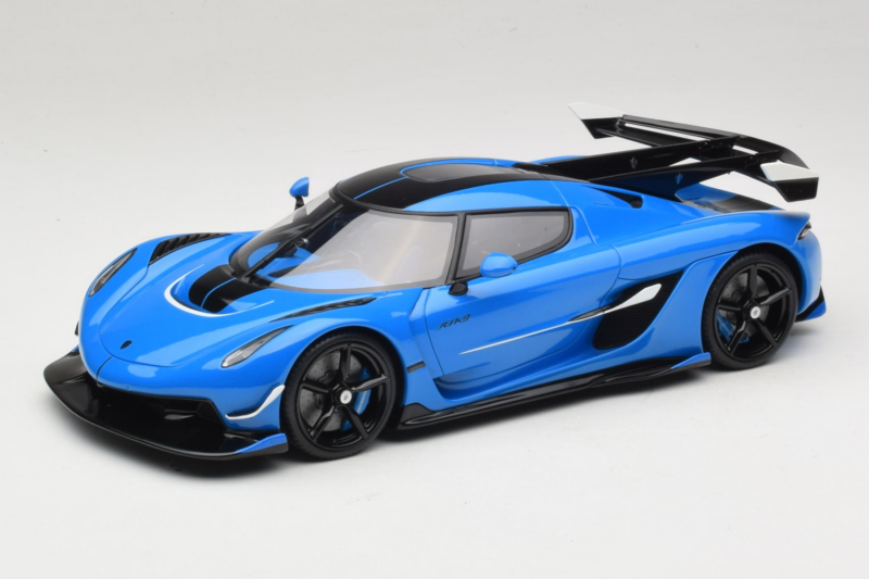Koenigsegg Jesko Blahaj GT Spirit 1:18 GT1002 Smola