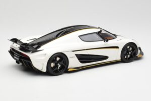 Koenigsegg Regera Crystal Bel GT Spirit 1:18 GT913 Smola – slika 2 od 6