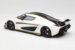 Koenigsegg Regera Crystal Bel GT Spirit 1:18 GT913 Smola – slika 5 od 6