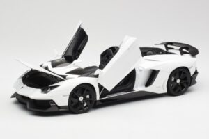 Lamborghini Aventador J Bel AUTOart 1:18 74674 Kovina – slika 2 od 8