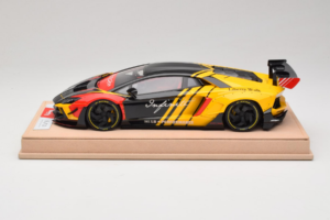 Lamborghini Aventador Liberty Walk Infinite Črn Rumena Timothy & Pierre 1:18 REMC035 Kovina