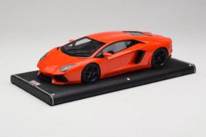 Lamborghini Aventador Oranžna MR Collection 1:18 LAMB064 Smola – slika 2 od 6