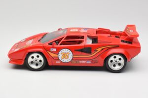 Lamborghini Countach Rdeč Bburago 1:18 3047 Kovina – slika 4 od 8