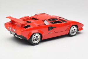 Lamborghini Countach Rdeč Bburago 1:18 3047-M1 Kovina – slika 3 od 8