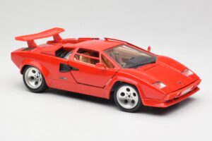 Lamborghini Countach Rdeč Bburago 1:18 3047-M1 Kovina – slika 6 od 8