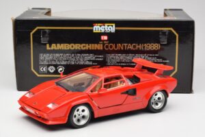 Lamborghini Countach Rdeč Bburago 1:18 3047-M1 Kovina – slika 8 od 8