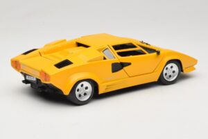 Lamborghini Countach TC Rumen Tonka 1:18 09035-R1 Kovina – slika 3 od 8