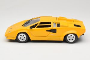 Lamborghini Countach TC Rumen Tonka 1:18 09035-R1 Kovina – slika 4 od 8