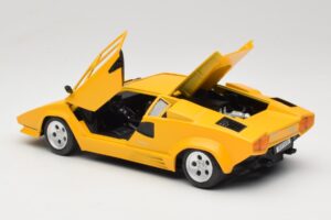 Lamborghini Countach TC Rumen Tonka 1:18 09035-R1 Kovina – slika 5 od 8