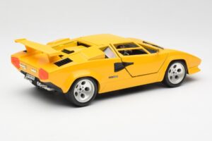 Lamborghini Countach Rumen Bburago 1:18 3037 Kovina – slika 3 od 8